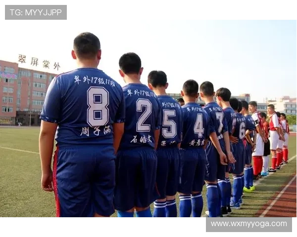 江苏省城市足球联赛八强激战正酣 强队争锋精彩纷呈