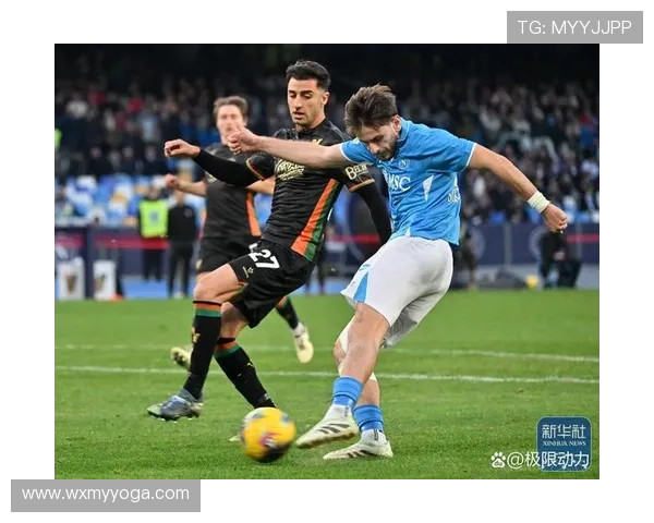 意大利足球甲级联赛赛季最新动态与豪门球队表现分析 意大利足球甲级联赛赛季最新动态与豪门球队表现分析