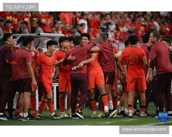 中国足球队备战亚洲杯 新帅李铁带队力争突破历史最好成绩